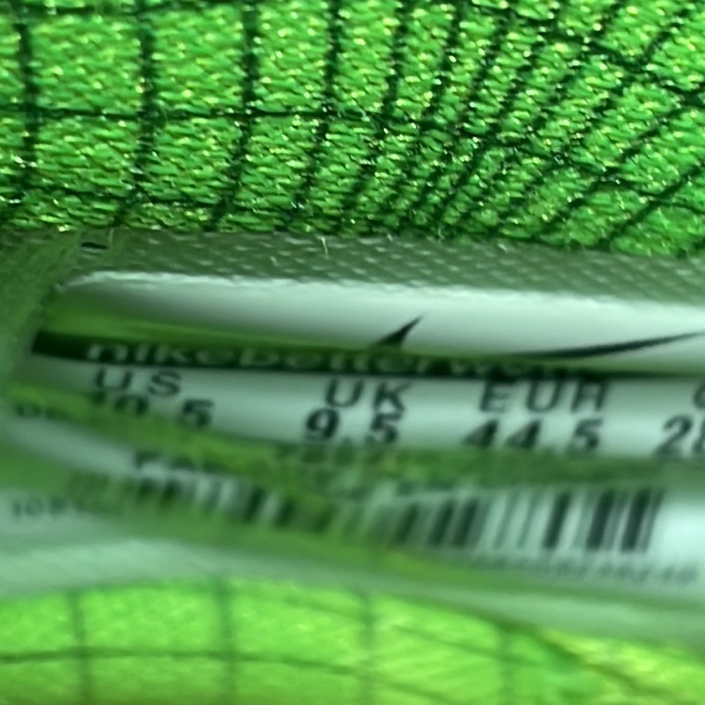 LeBron 12 GS Trillion Dollar Man10.5 - Picture 11 of 16